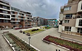 Allegro Home, Apartment By Lmg